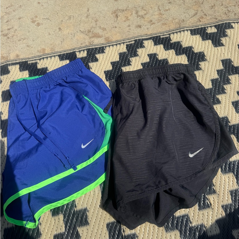 2 pairs ✔️✔️ Nike Blue and Black Sports Shorts. Women’s szM.